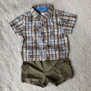 ⭐️4/$20⭐️ George Outfit